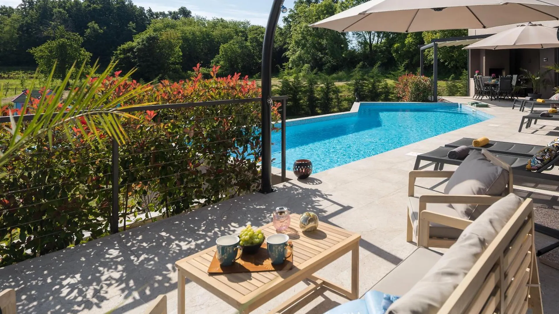 Residence Villa Manuela - Batlug
