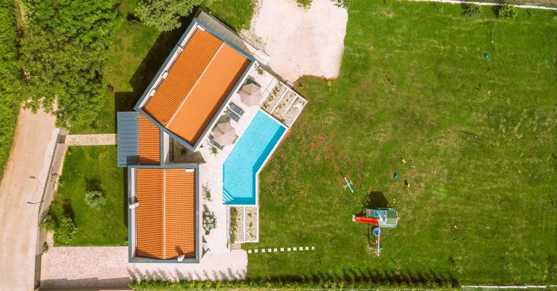 Residence Villa Manuela - Batlug 0*,